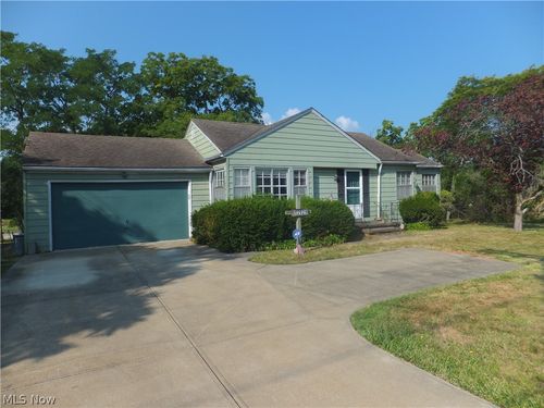 12929 W Pleasant Valley Rd, Parma, OH, 44130-5608 | Card Image