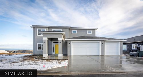 1122 S Florida Loop, Kennewick, WA, 99338-5691 | Card Image