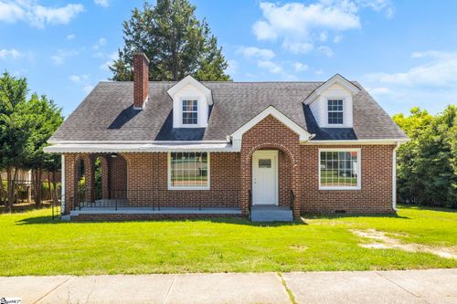 202 E Green St, Iva, SC, 29655-9569 | Card Image