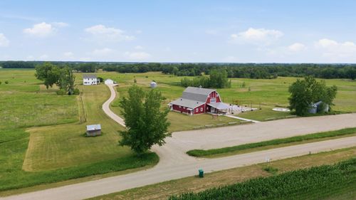 16305 57th St Se, Kindred, ND, 58051-9538 | Card Image
