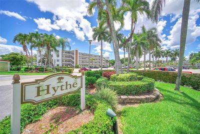 3039 - 3039 Hythe C, Condo with 2 bedrooms, 2 bathrooms and null parking in Boca Raton FL | Image 3