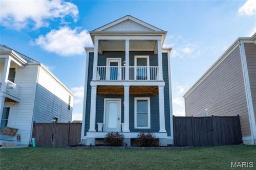 28 Freehold Rock Pl, Saint Charles, MO, 63301-8534 | Card Image