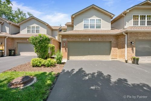 624 Daisy Ln, Roselle, IL, 60172-2702 | Card Image