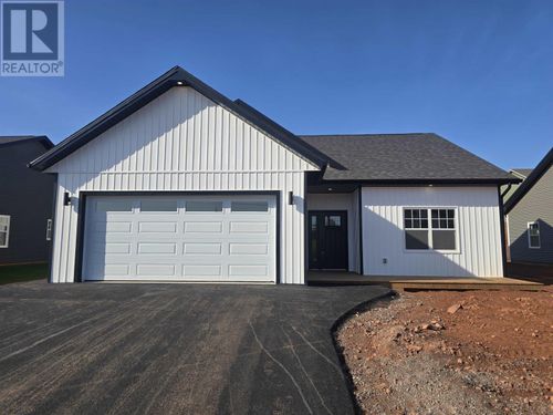 140 Stanmol Dr, Charlottetown, PE, C1E3W4 | Card Image
