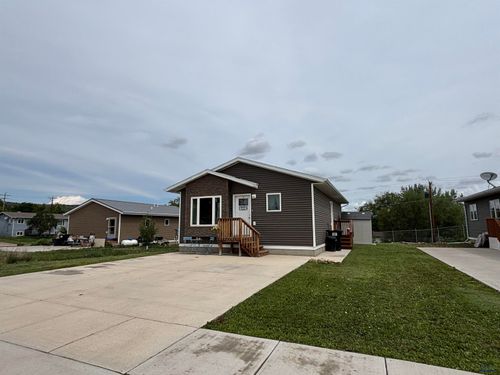 2120 Canton Ave, hot springs, SD, 57747-2616 | Card Image