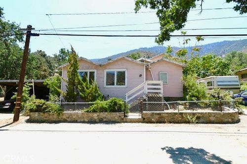 3724 Encino Trl, Frazier Park, CA, 93225-8033 | Card Image