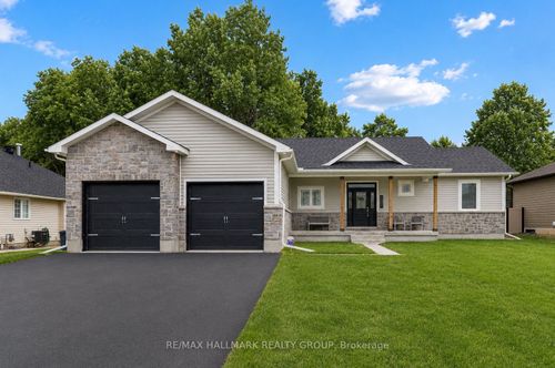 1077 Shearer Dr, Brockville, ON, K6V7K1 | Card Image