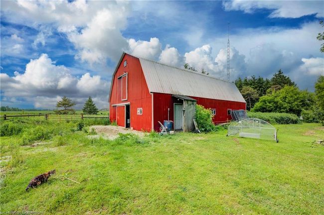 031424 Southgate Sideroad 3, House other with 2 bedrooms, 1 bathrooms and 20 parking in Mount Forest ON | Image 5