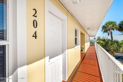 204-130 Roosevelt Ave, Satellite Beach, FL, 32937-3059 | Card Image