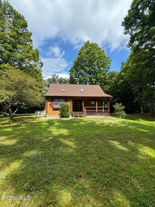 50 Hatchery Rd, Gansevoort, NY, 12831-1601 | Card Image
