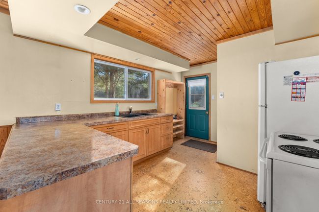 37 Mayhew Rd, House other with 3 bedrooms, 1 bathrooms and 6 parking in Carl ON | Image 30