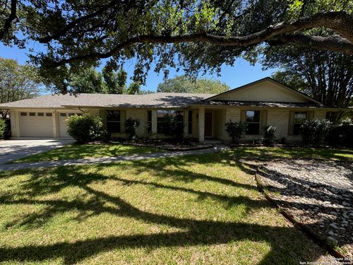 409 Fenwick Dr, Windcrest, TX, 78239-2530 | Card Image