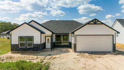 44 Meadow Lake Drive, House other with 3 bedrooms, 3 bathrooms and null parking in Trinity TX | Image 2