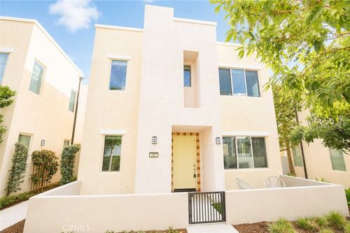 137 Terrapin, Irvine, CA, 92618-0854 | Card Image