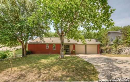 8818 Slumber Ln, Converse, TX, 78109-1016 | Card Image