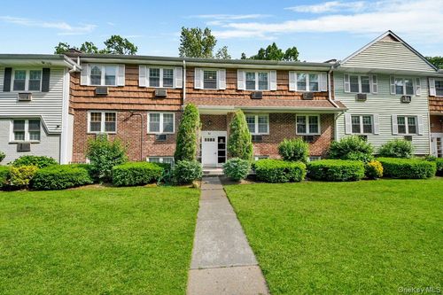 224-51 Lorraine Ter, Mount Vernon, NY, 10553-1233 | Card Image