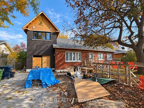17 Windsor Rd, Etobicoke, ON, M9R3G2 | Card Image