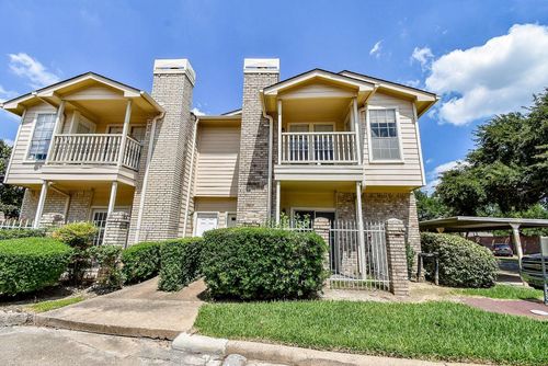 1004-7575 Cambridge St, Houston, TX, 77054-2034 | Card Image