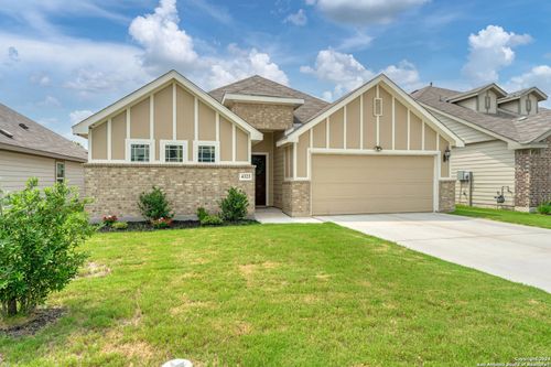 4323 W Vasquez Cir, Converse, TX, 78109-2068 | Card Image