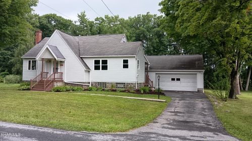 3243 Homers Gap Rd, Altoona, PA, 16601-7235 | Card Image