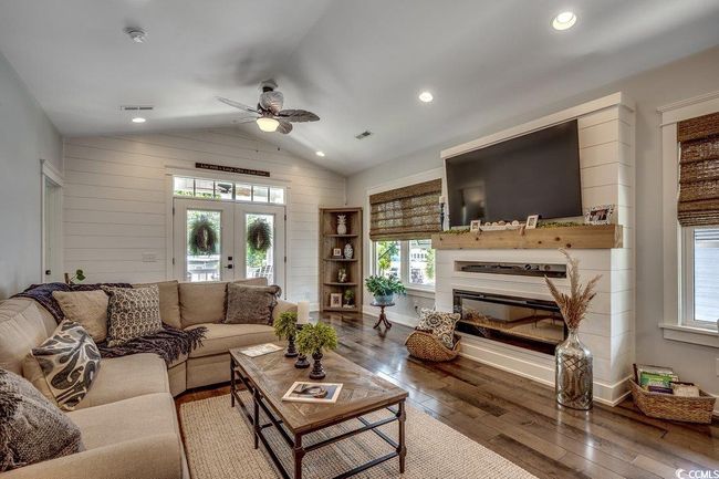 1737 24 Th Ave N, House other with 3 bedrooms, 3 bathrooms and 8 parking in North Myrtle Beach SC | Image 8