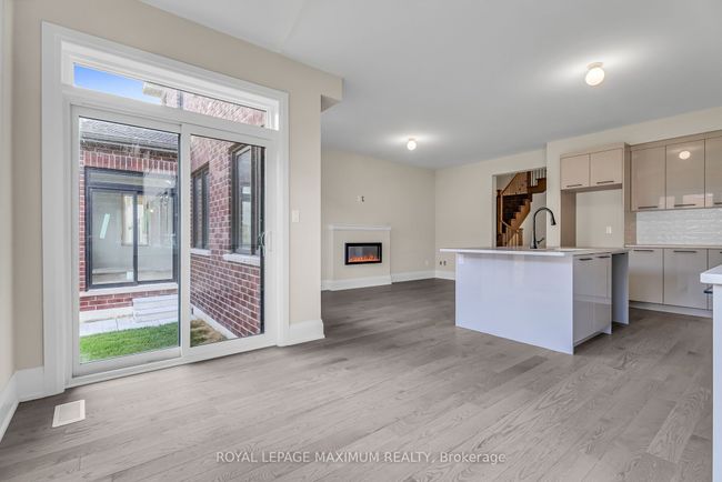 17 Bertram Gate, House attached with 4 bedrooms, 3 bathrooms and 1 parking in Whitby ON | Image 14