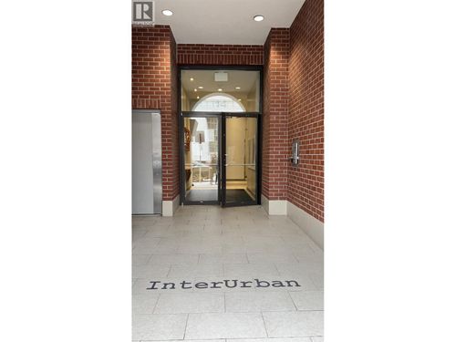 14 Begbie St, New Westminster, BC, V3M0C4 | Card Image