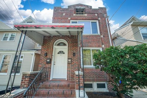 2-28 Mission St, Montclair, NJ, 07042-4518 | Card Image