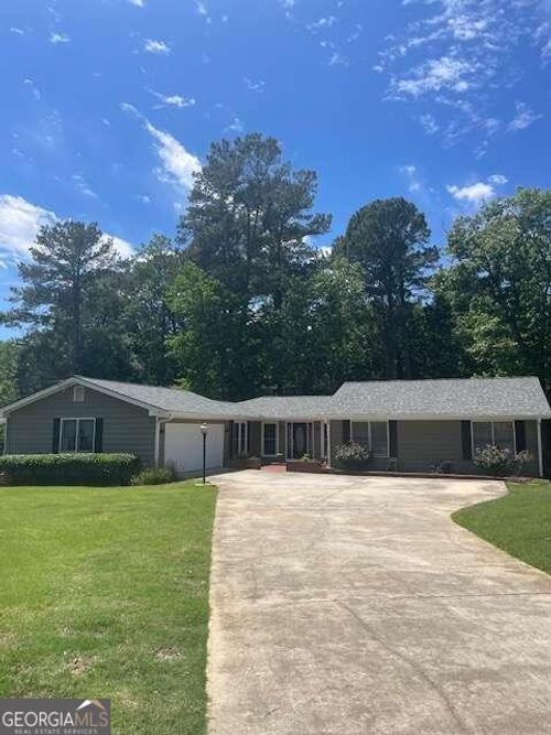 3705 Sandhill Dr Se, Conyers, GA, 30094-3735 | Card Image