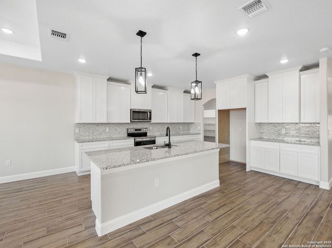 52 Peach Tree Ave, House other with 3 bedrooms, 2 bathrooms and null parking in Poteet TX | Image 37