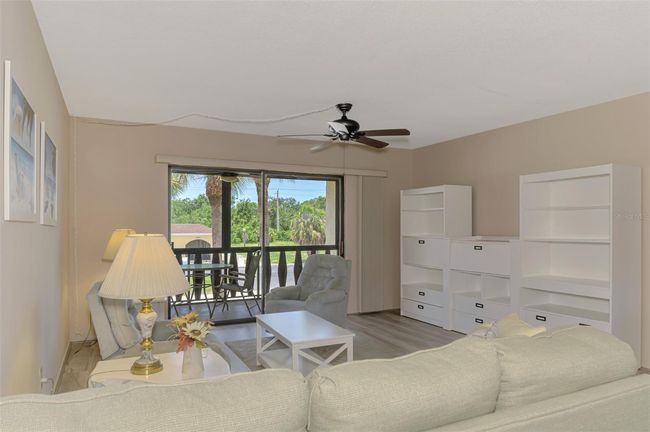 Large spacious living room. | Image 14
