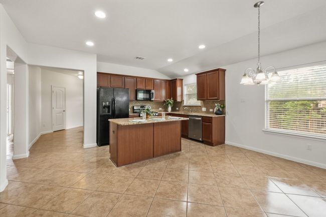 155 San Miniato St, House other with 4 bedrooms, 2 bathrooms and 3 parking in Georgetown TX | Image 11