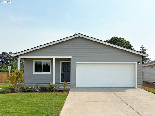 2069 Luna Way, Lebanon, OR, 97355 | Card Image