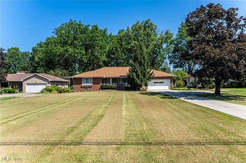 550 Cooper Foster Park Rd W, Lorain, OH, 44053-3729 | Card Image