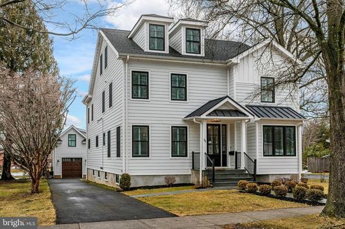 111 Laning Ave, Pennington, NJ, 08534-2736 | Card Image