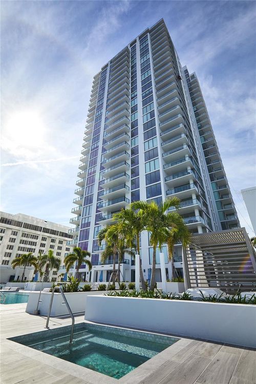 unit-804-301 1st St S, SAINT PETERSBURG, FL, 33701-4768 | Card Image