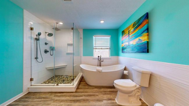 1822 Redfish Ln, House other with 5 bedrooms, 3 bathrooms and 2 parking in Crystal Beach TX | Image 13