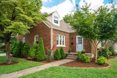 201 Monohan Dr, Louisville, KY, 40207-4012 | Card Image
