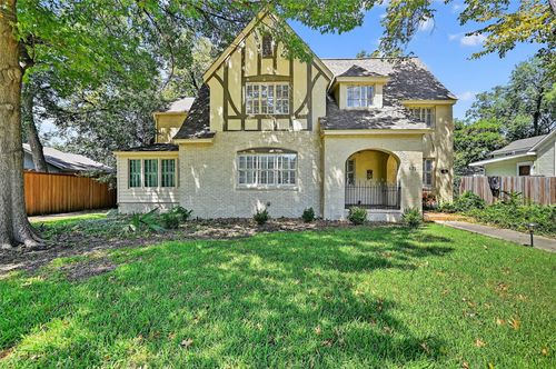 625 S Denton St, Gainesville, TX, 76240-5325 | Card Image