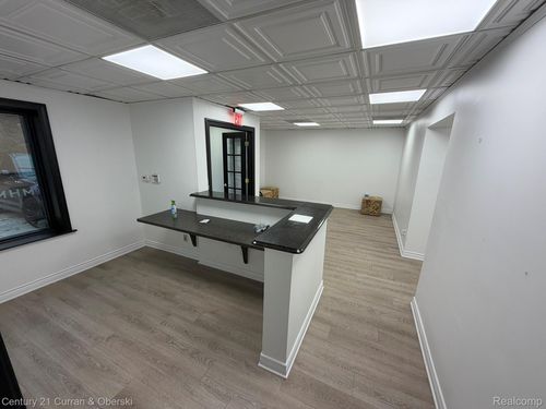 23930 Michigan Ave, Dearborn, MI, 48124-1833 | Card Image