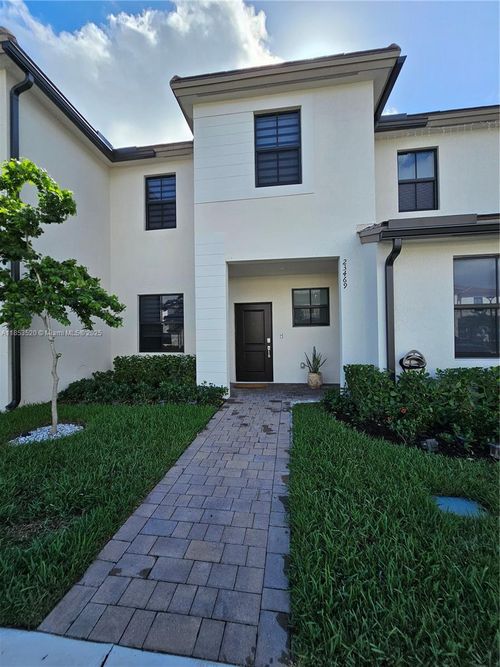 23469-23469 Sw 127th Pl, Homestead, FL, 33032-9215 | Card Image