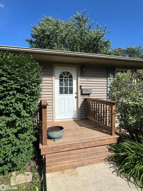 513 Livingston Ave, Creston, IA, 50801-3426 | Card Image