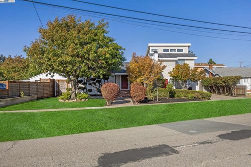 133 Mecartney Rd, Alameda, CA, 94502-7024 | Card Image