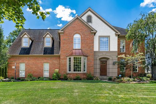7835 Tartan Fields Dr, Dublin, OH, 43017-8772 | Card Image