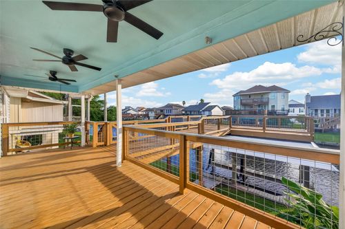 4 N Sandpiper St, La Marque, TX, 77568-6538 | Card Image