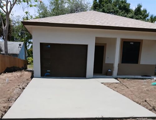 2565 86th Ave, Vero Beach, FL, 32966-6988 | Card Image