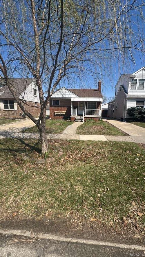 20771 Outer Dr, Dearborn, MI, 48124-2765 | Card Image