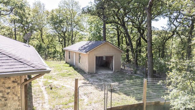 15502 County Road 1227, House other with 4 bedrooms, 2 bathrooms and null parking in Flint TX | Image 27