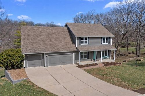 2402 Sw Springcreek Ct, Blue Springs, MO, 64015-6792 | Card Image