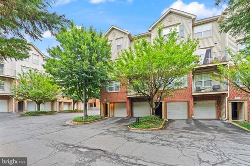 8b-11890 Breton Ct, RESTON, VA, 20191-3236 | Card Image